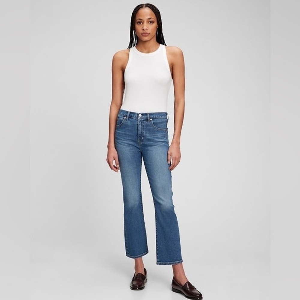 Gap High Rise Kick Fit Jeans Washwell size 6s short petite high rise crop 794585